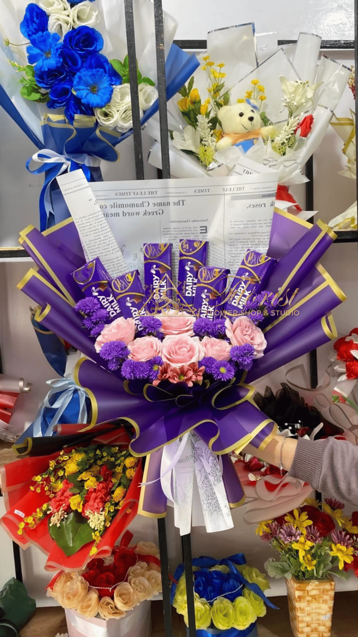 Bucket Mix Flower 32