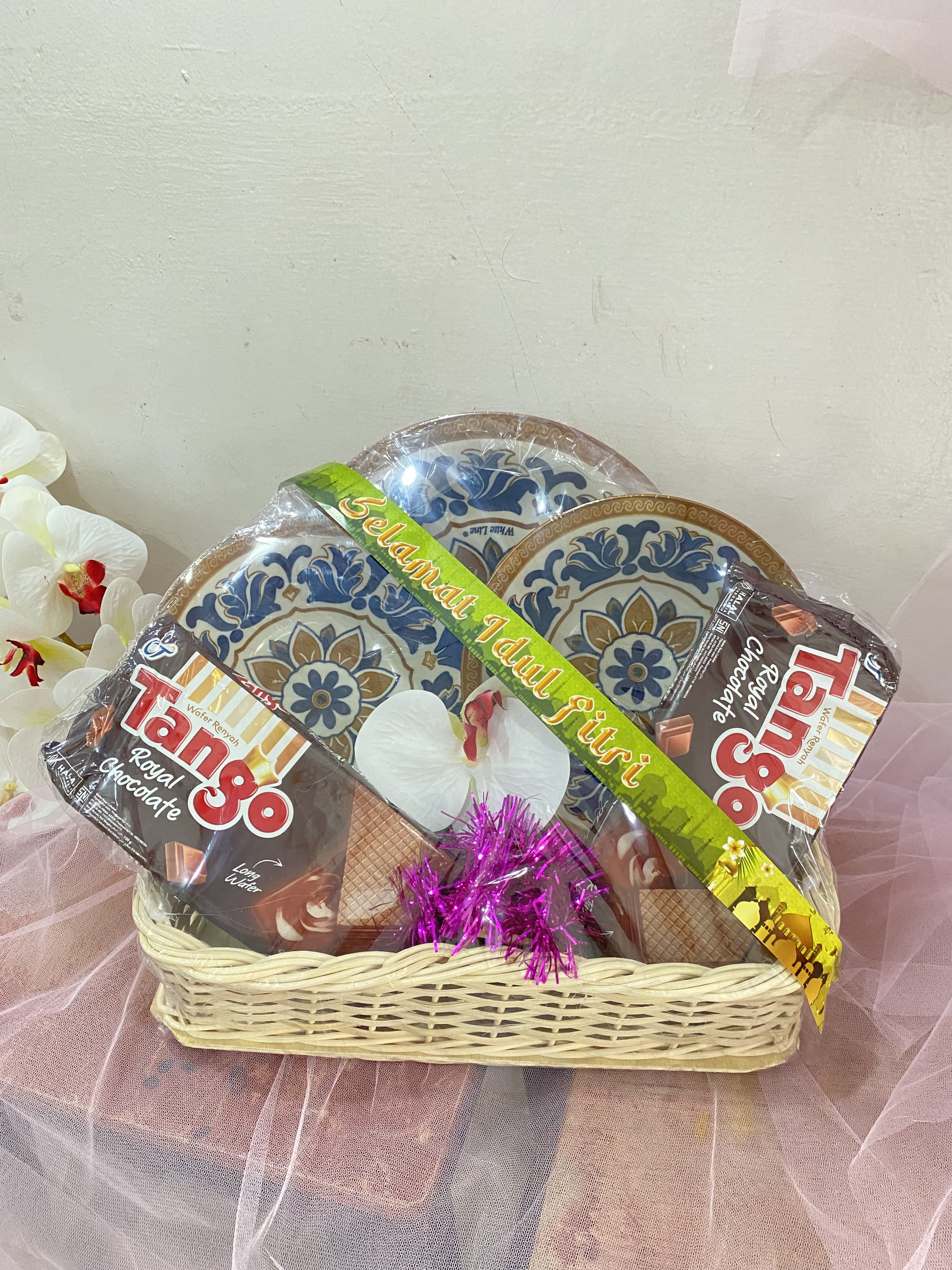 Hampers Safiya Table