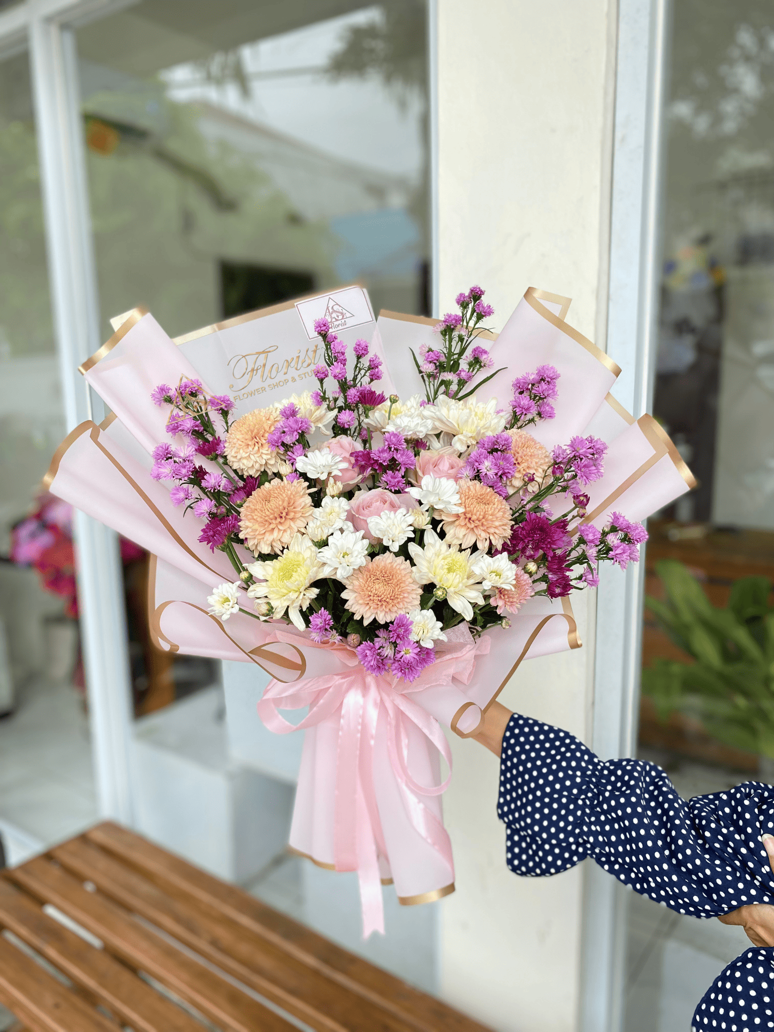 Bucket Mix Flower 16