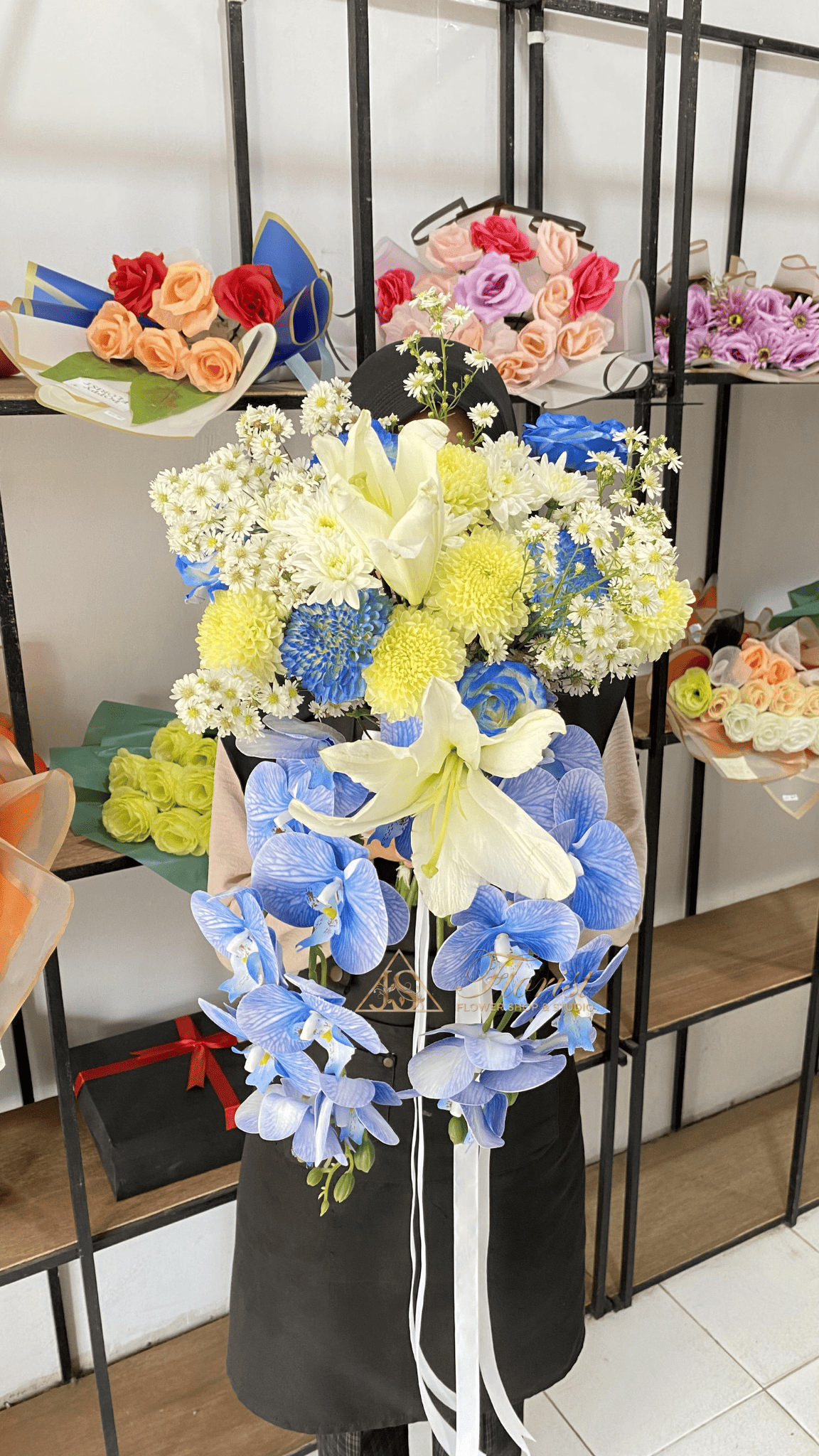 Bucket Wedding 3