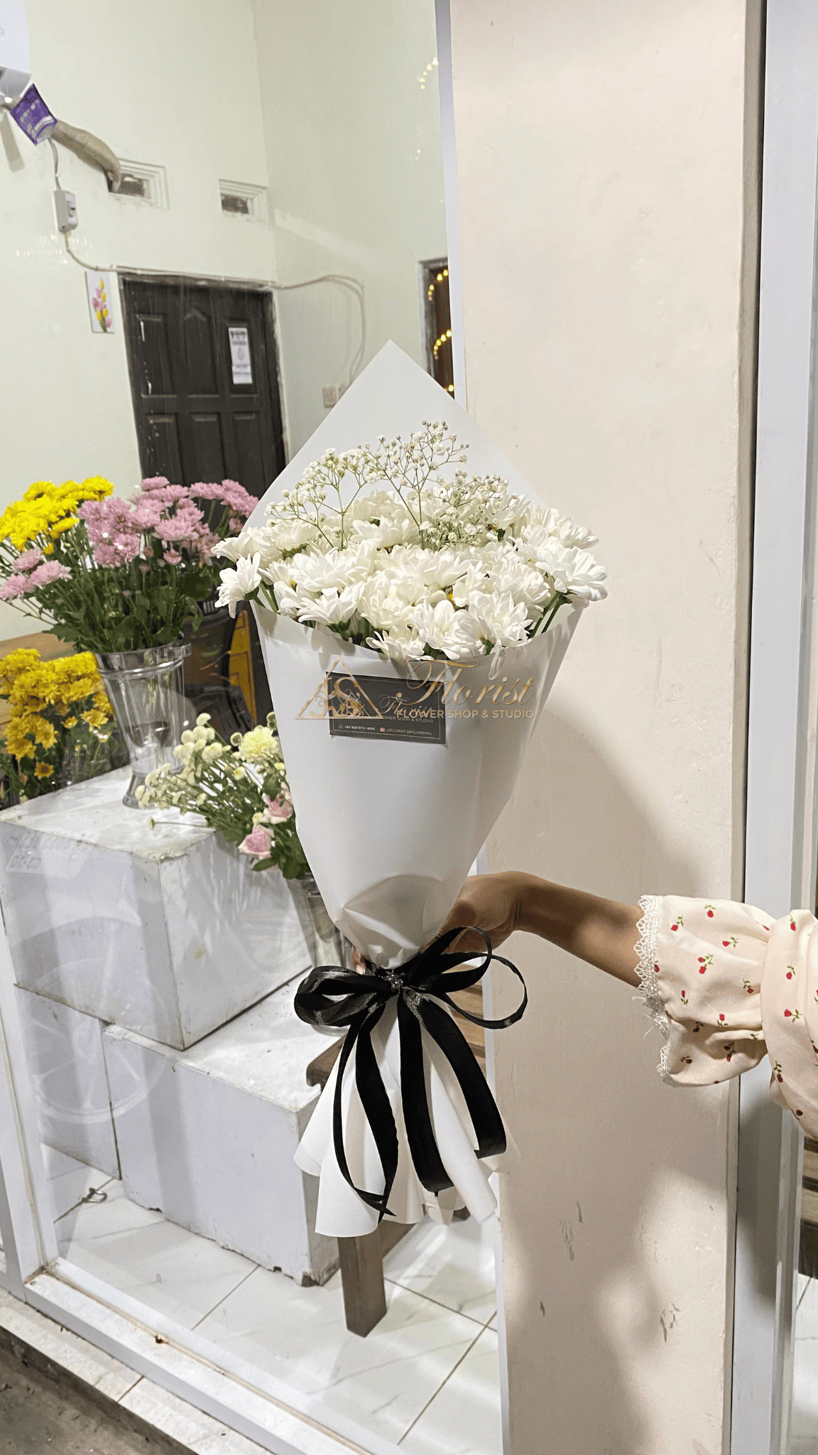 Bucket Mix Flower 23